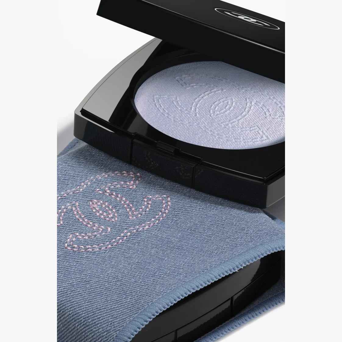 Iluminador en polvo | coco denim | Chanel