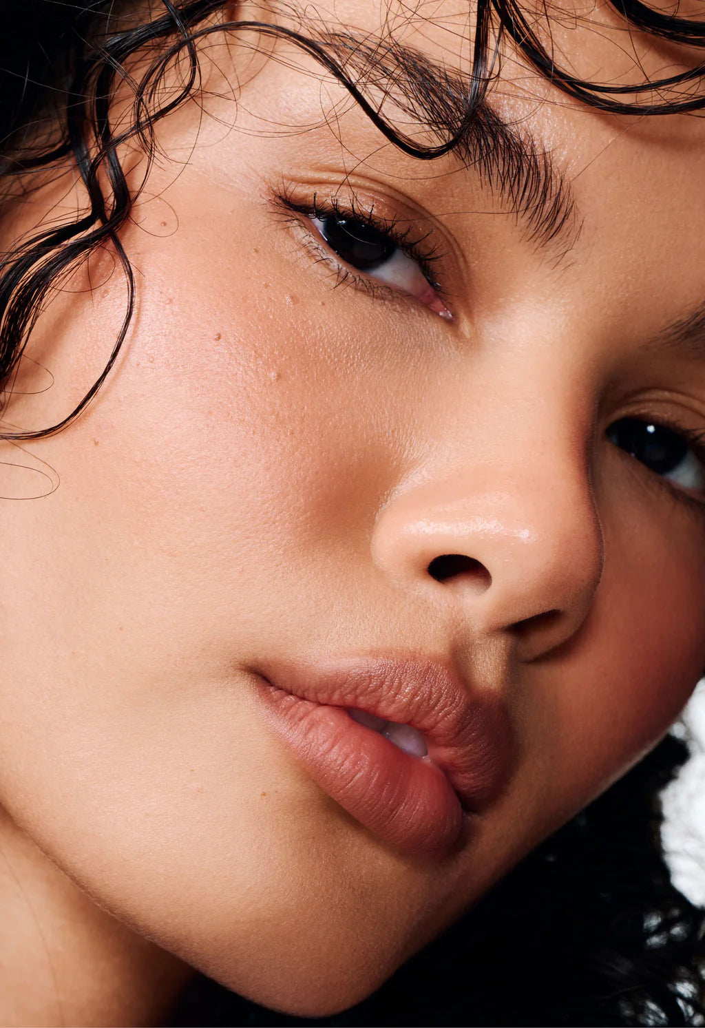 Delineador de labios con péptidos | Rhode